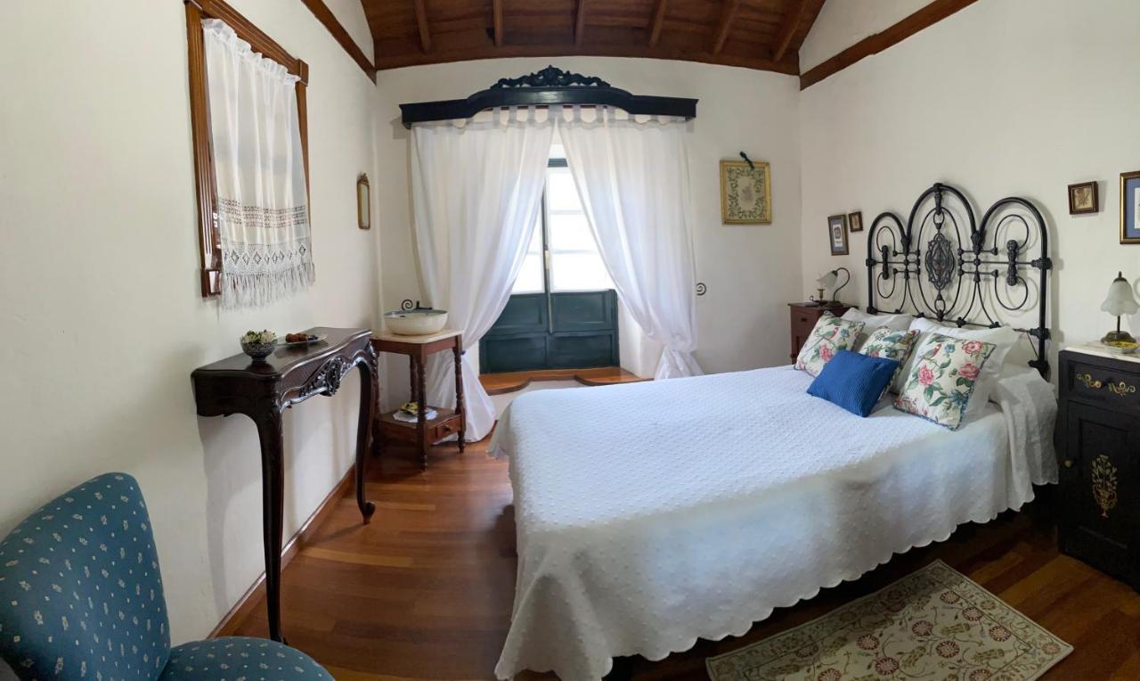 לוס ריאלחוס Casa Rural La Ganania מראה חיצוני תמונה
